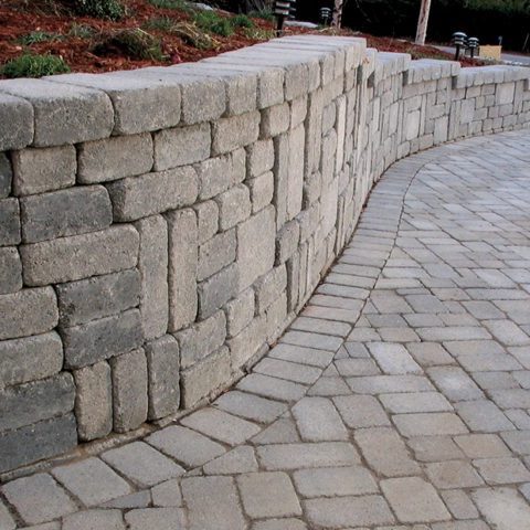 hardscape retaining wall