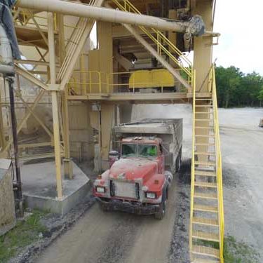 truck loading at york materials group